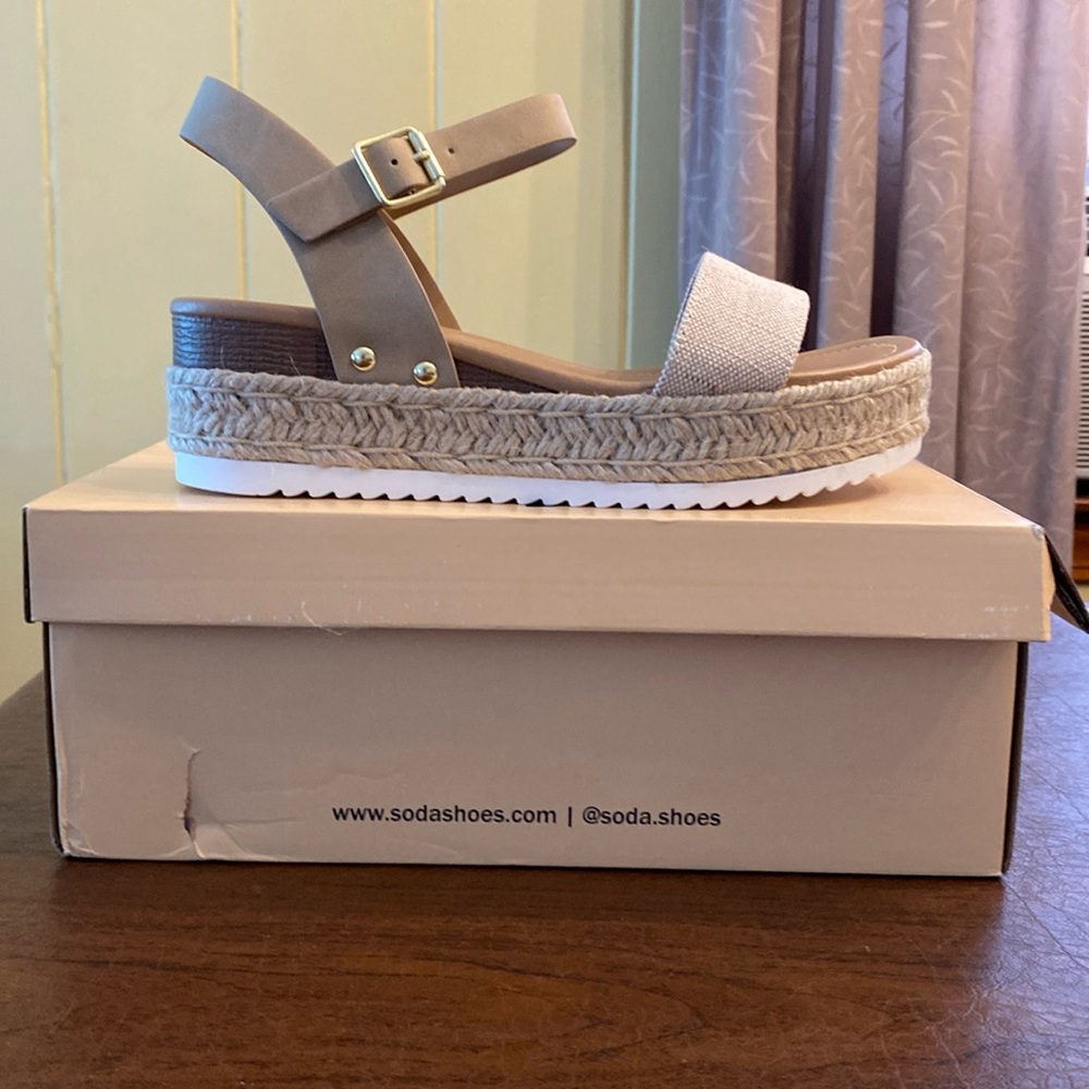 Women’s Open Toe Ankle Strap Espadrille Sandal